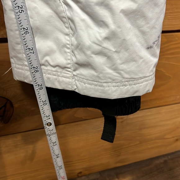 SPYDER Women’s WHITE SKI/SNOW PANT 6 pockets sled riding snowmobile outside - Picture 4 of 13